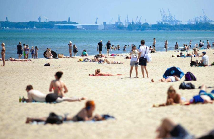 Wakacyjny Apartament Blisko Plazy. Gdansk Bagian luar foto